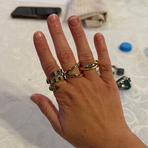 Elegant Gold and Green Ring Set